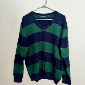 Brandy Melville Navy and Green V-Neck Sweater